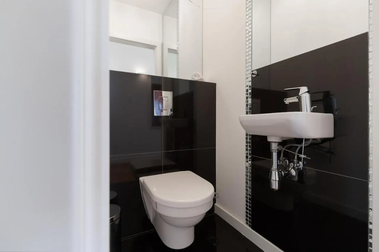 Atelier Residence Apartment By Noclegi Renters Warschau 0*,  Polen