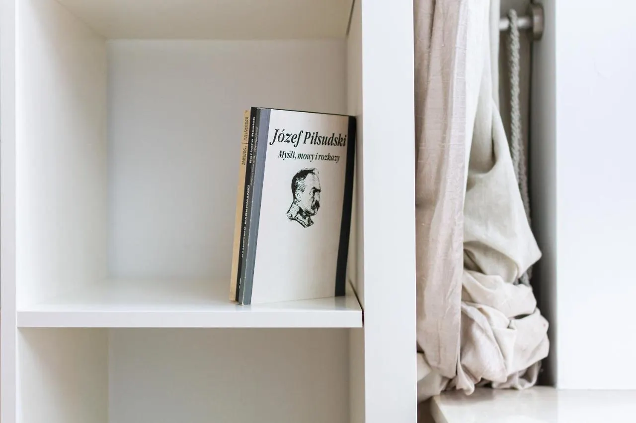 Atelier Residence Apartment By Noclegi Renters Warschau Polen